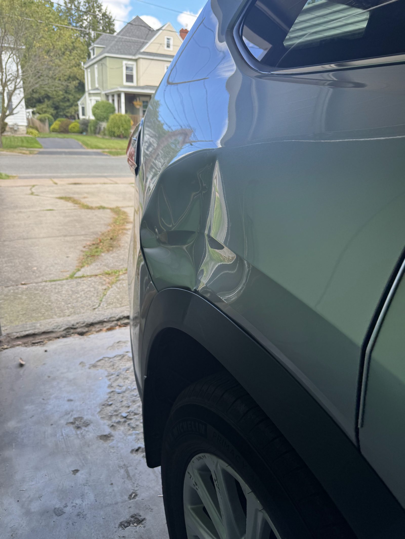 Dent Raptor Auto listing photograph