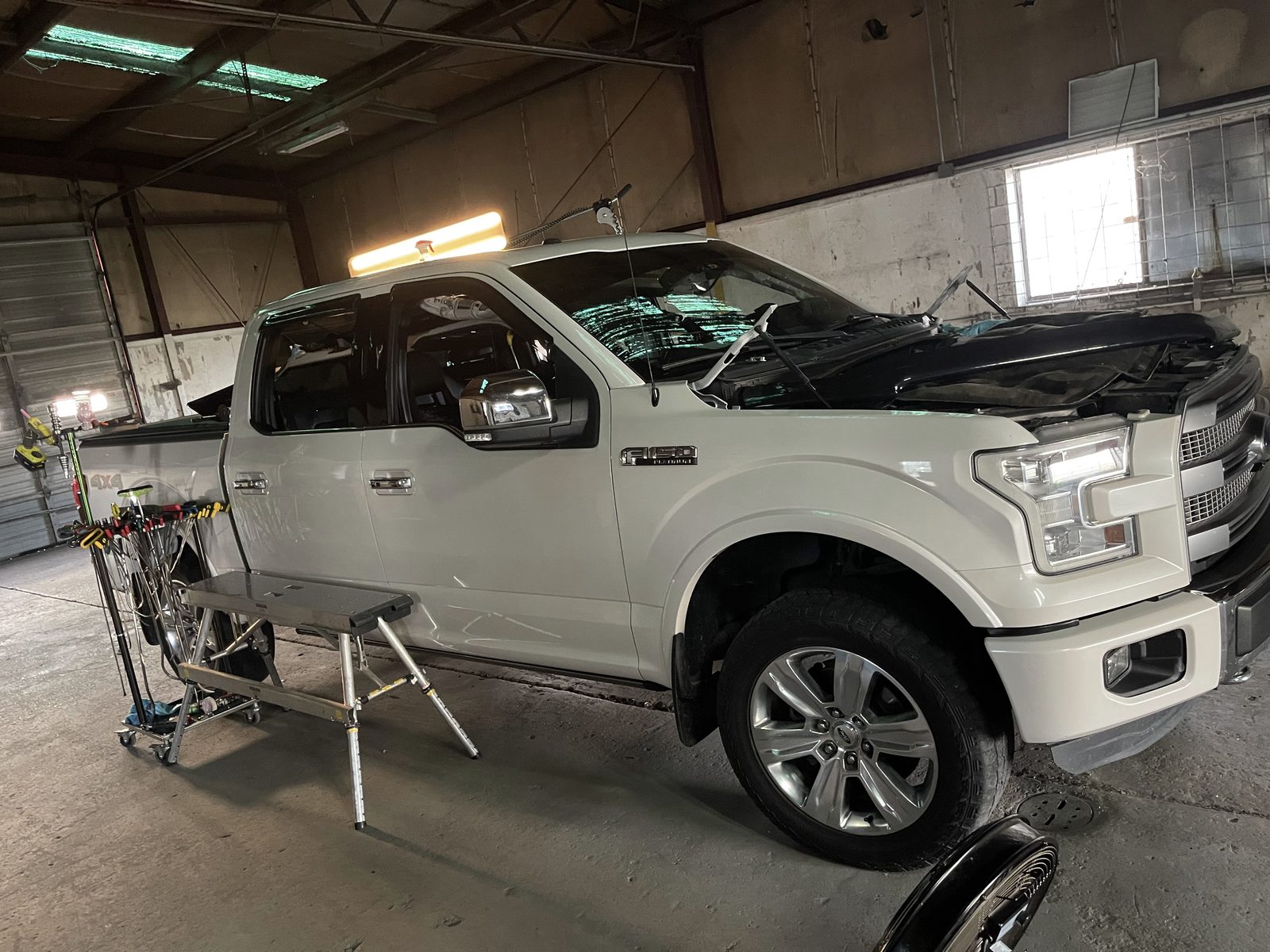 Dent Raptor Auto listing photograph