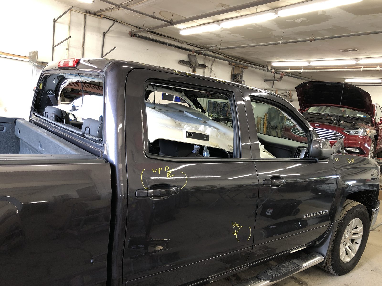 Dent Raptor Auto listing photograph