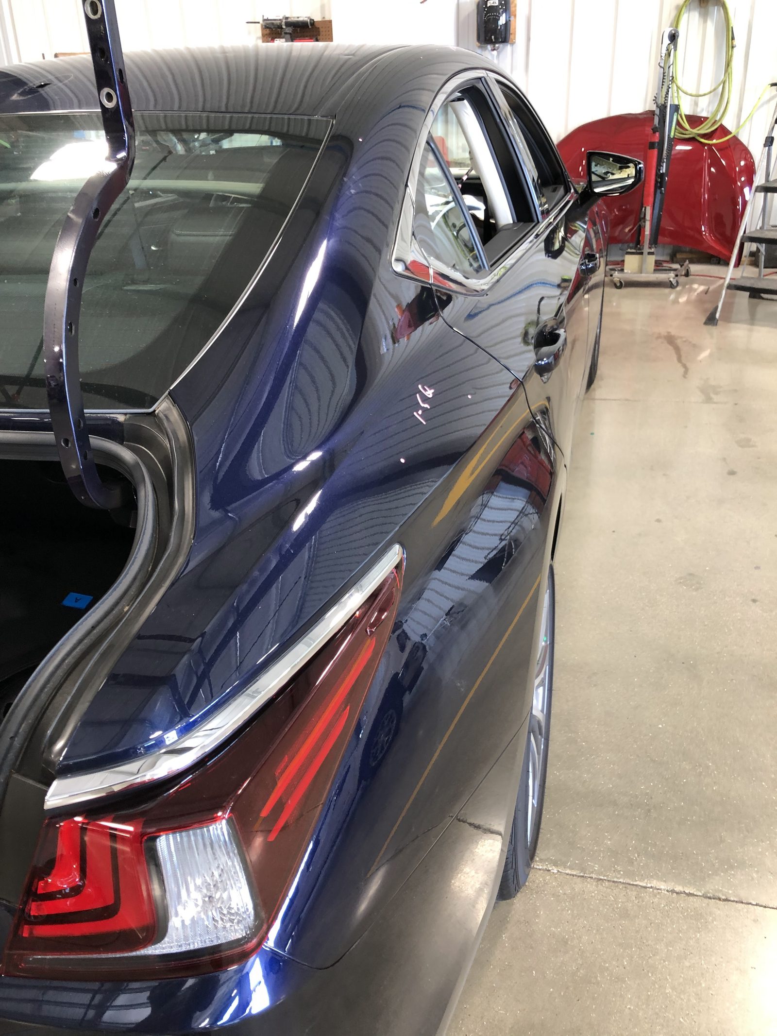 Dent Raptor Auto listing photograph