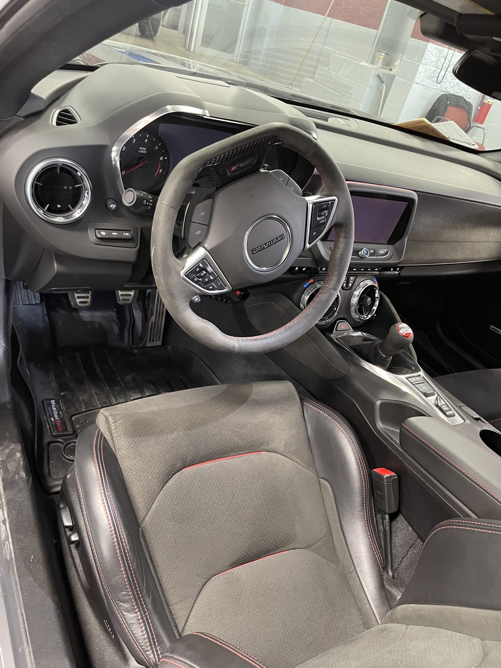 Dent Raptor Auto listing photograph