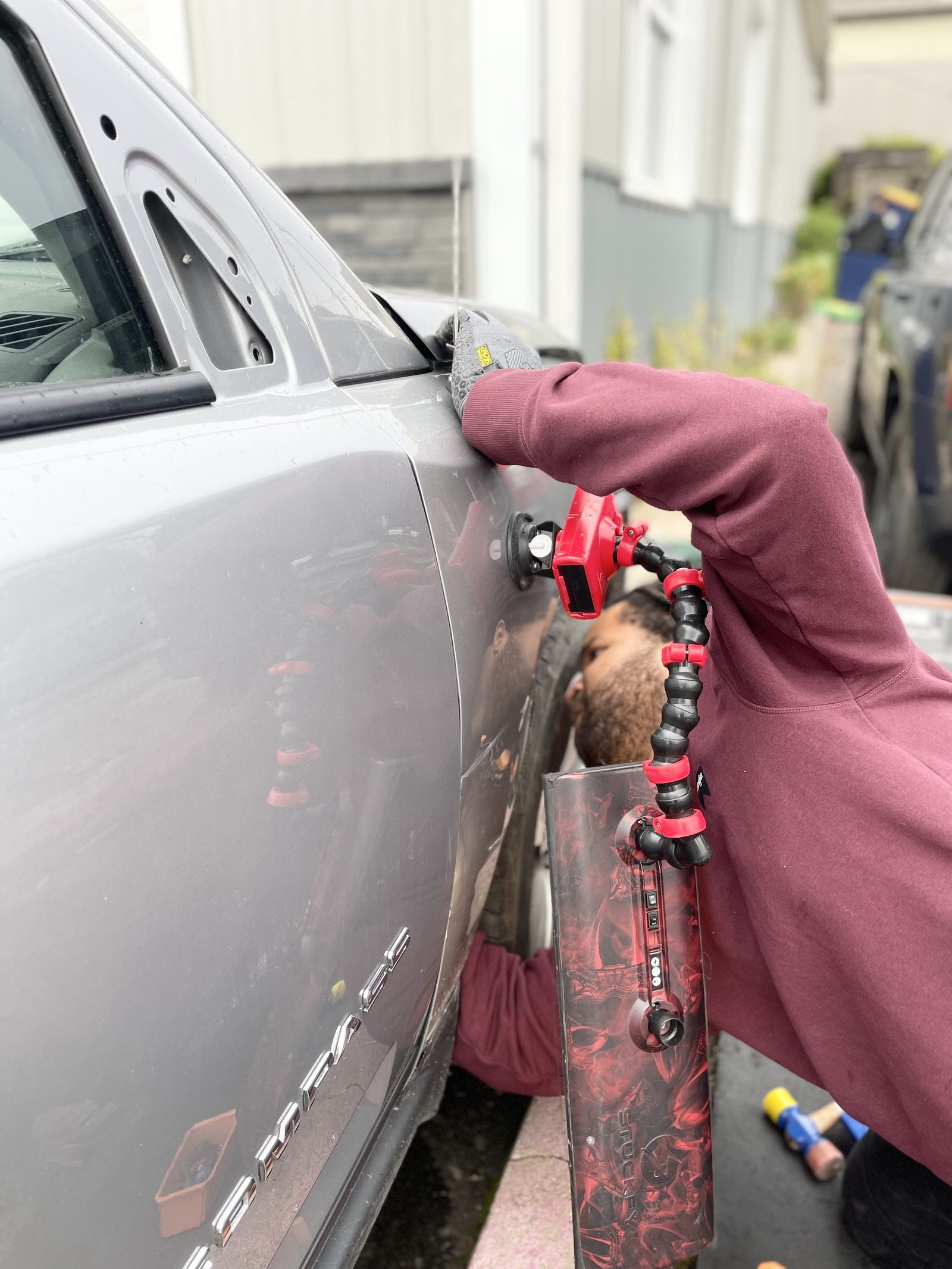 Dent Raptor Auto listing photograph