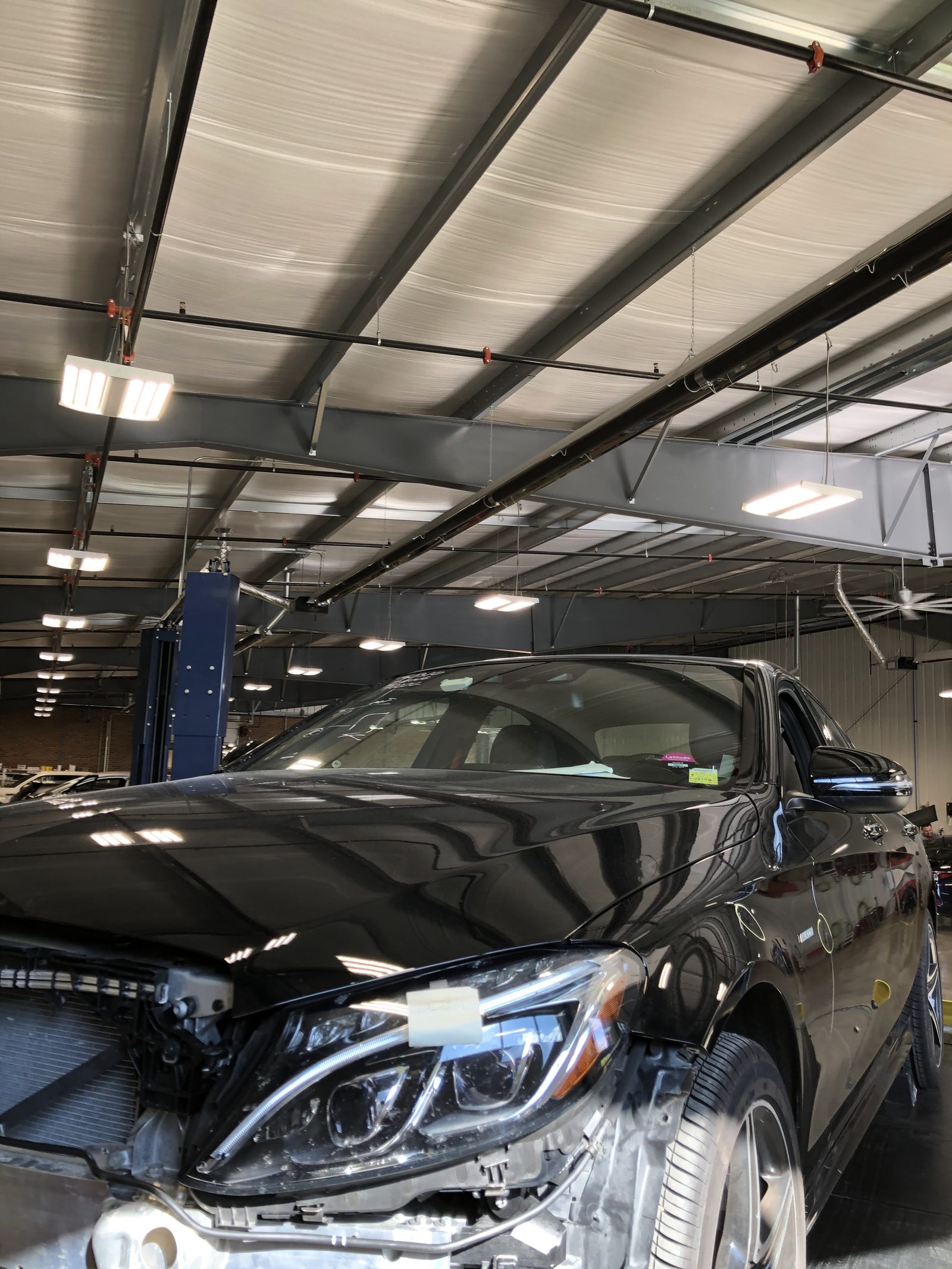 Dent Raptor Auto listing photograph